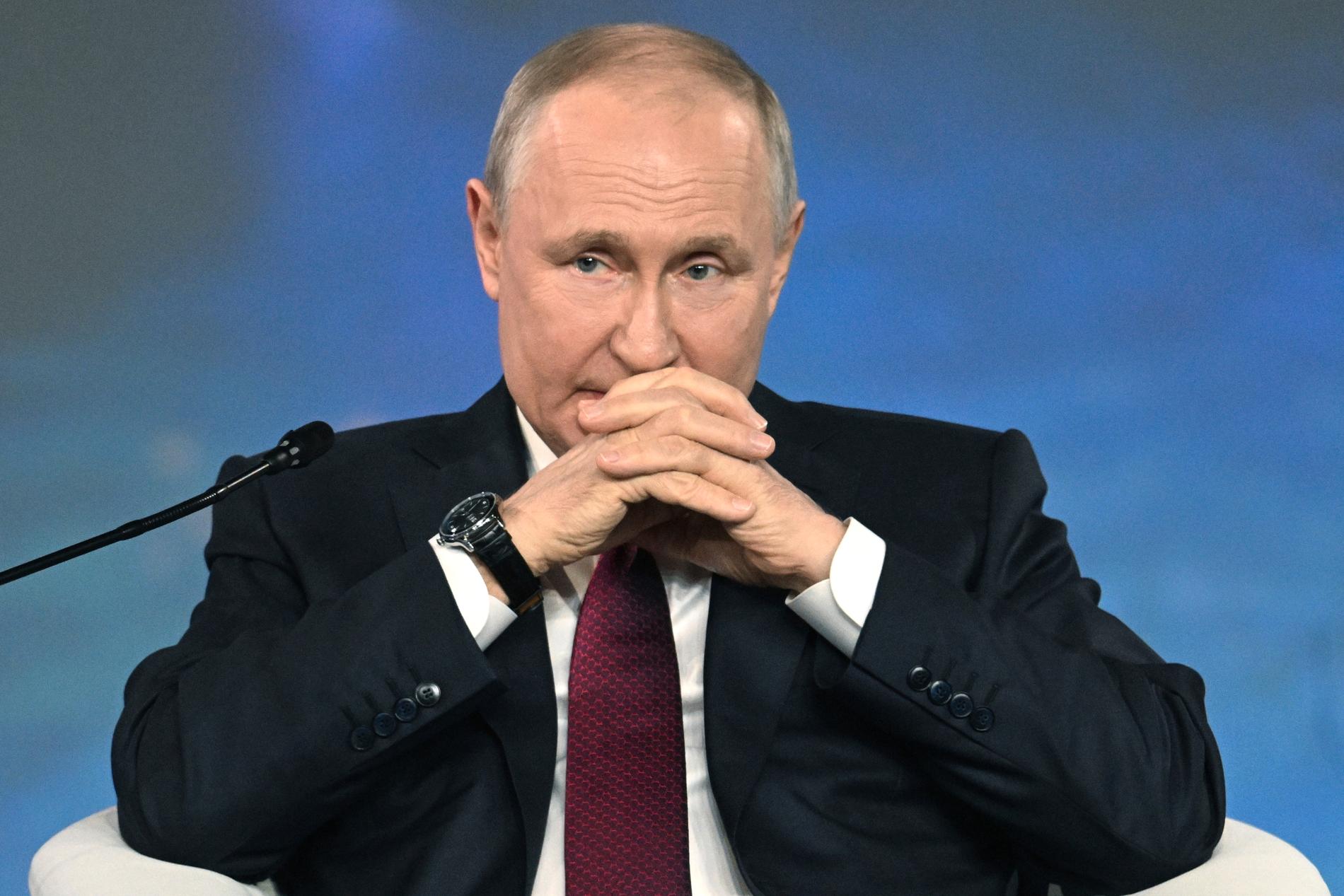 Putin är den som tjänar på kaoset, skriver Wolfgang Hansson.