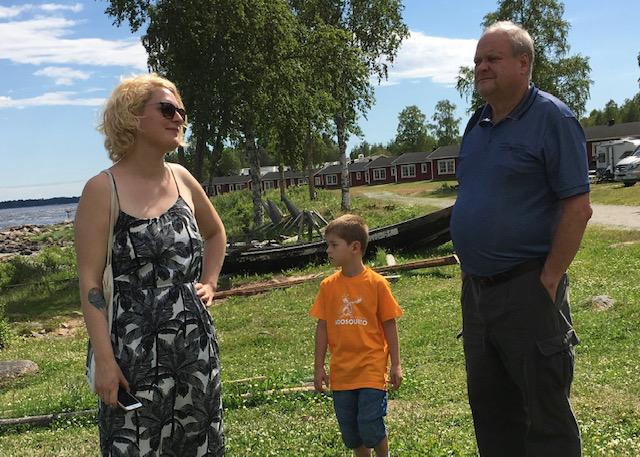 Karin med pappa Kjell och sonen Sigge, 2018. 